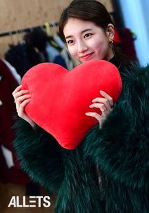 韩国慈善歌手,用歌声传递爱与希望的力量