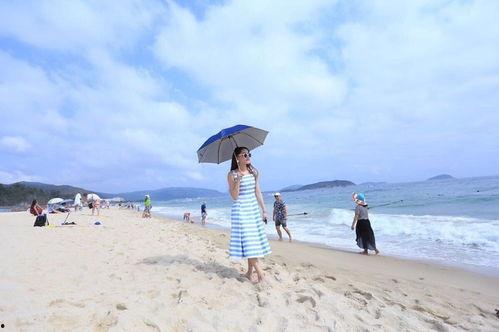 一个人在海边图片,漫步海岸线