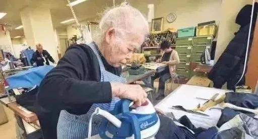 日本工人工资,揭秘日本工人高薪背后的秘密与挑战