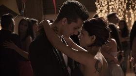 欧美吻戏床戏多的,浪漫激情，吻戏床戏频现的视觉盛宴