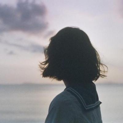 伤感背影图片,岁月无声