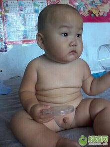 光屁股小女孩图片大全,光屁股小女孩的纯真瞬间